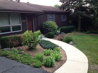 6013 Woodward Ave, Downers Grove, IL 60516