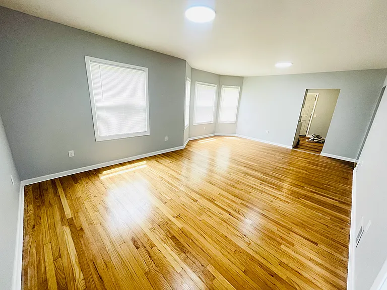 329 Burlington Ave #1 — Photo 20