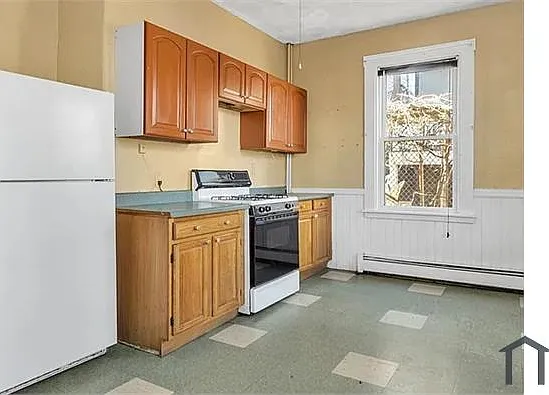6 Priesing St — Photo 9