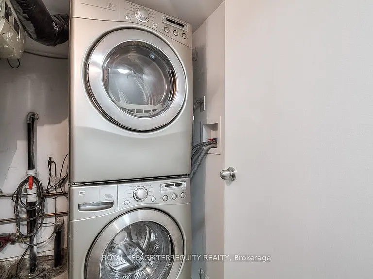 665 Crawford St #BASEMENT — Photo 18