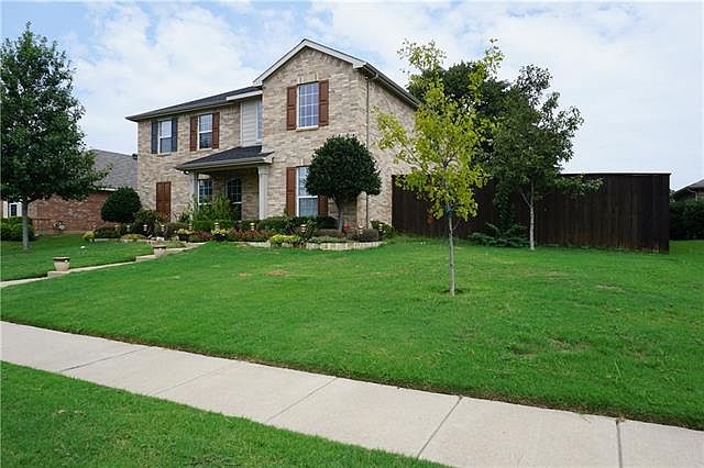 1st image of 2305 Creekdale Dr