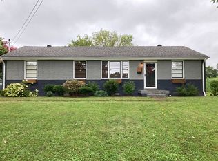 383 Brewer Dr, Nashville, TN 37211