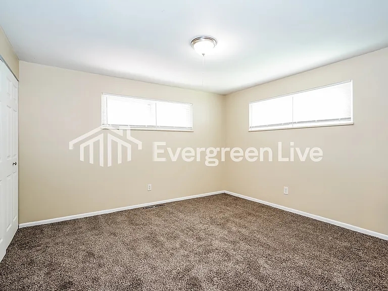 6251 Brauning Dr — Photo 12