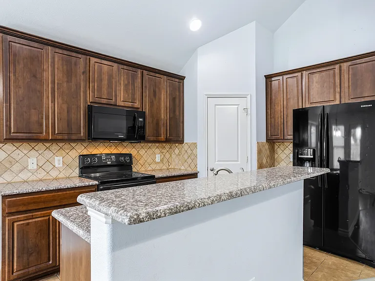 11901 Summer Springs Dr — Photo 12
