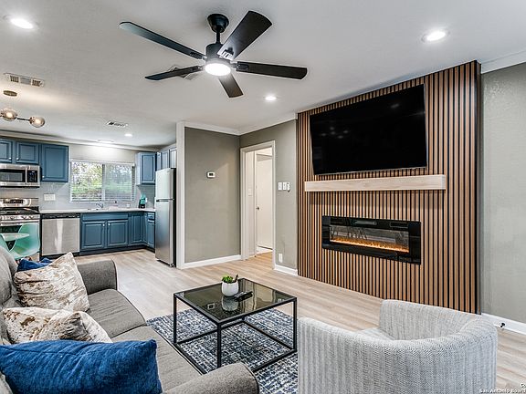 5th image of 235 Saratoga Dr