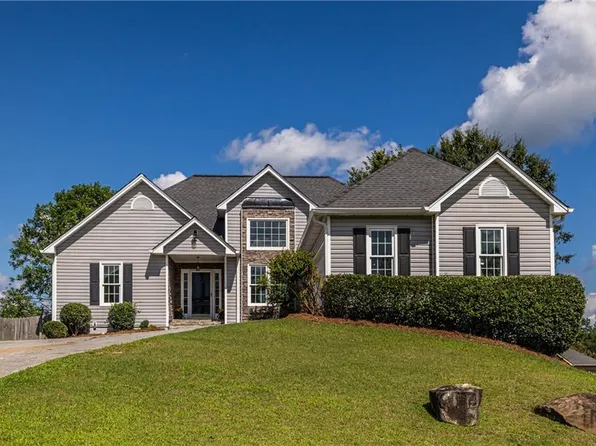 155 Steeple Chase Trl, Dallas, GA 30132