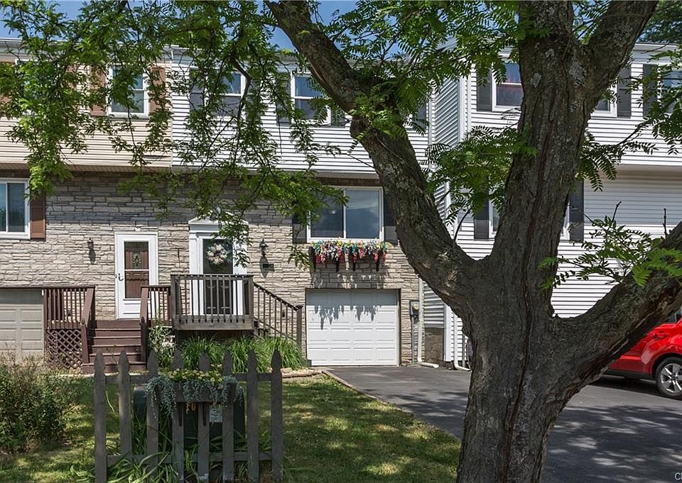 1st image of 8414A Bramblebush Cir