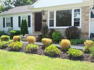6592 Solon Blvd, Solon, OH 44139