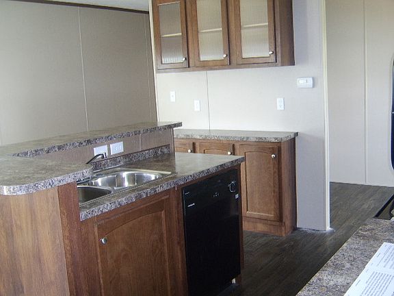 4th image of 4689 Murray Ct