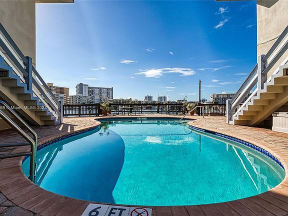 4th image of 2380 Diana Dr APT 4