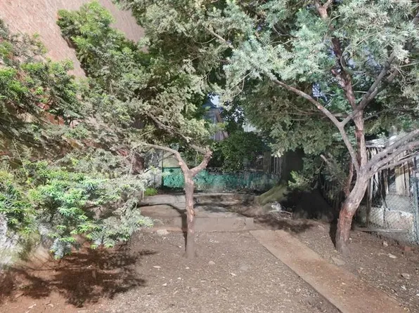 2448 Webb Avenue image 23 of 27