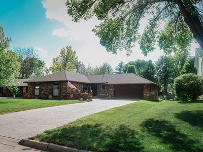 4508 77th St, Urbandale, IA, 50322