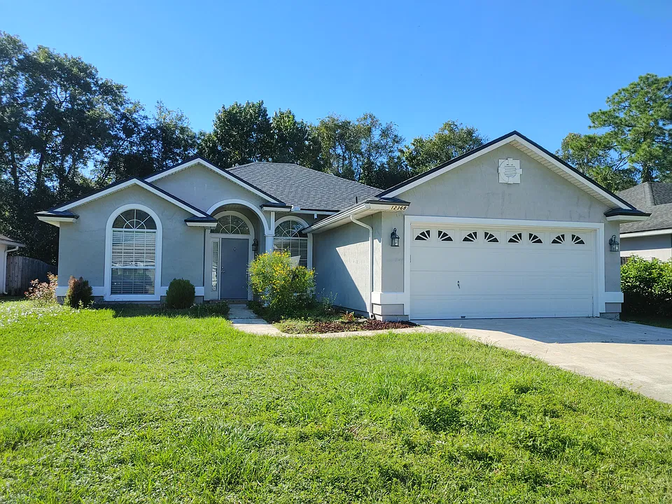 12368 Richards Glen Ct