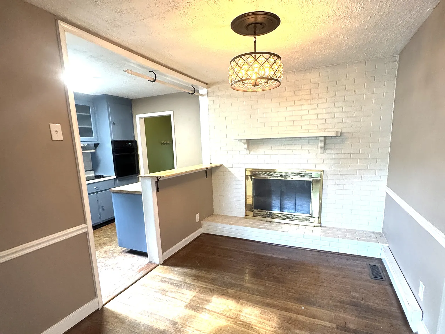 Avalon Dr 8709 - 1 — Photo 4