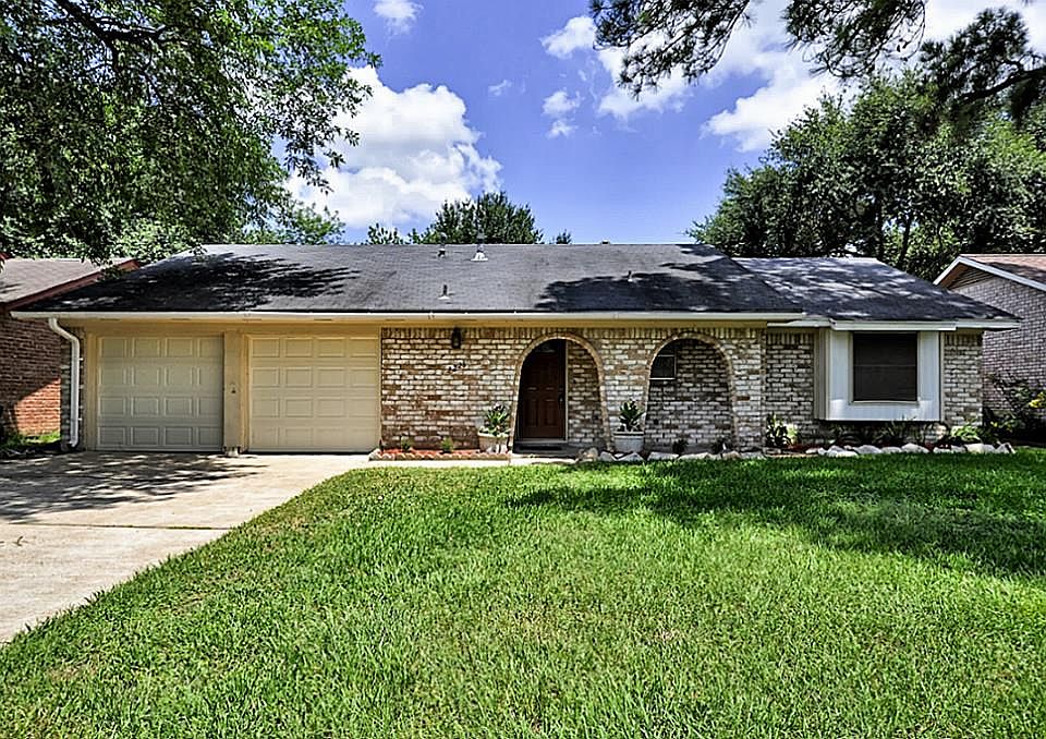 1st image of 7226 Woodfern Dr