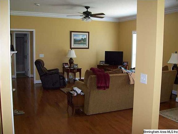 2nd image of 540 Lister Dr