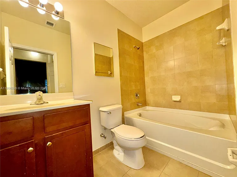 8650 NW 97th Ave #204 — Photo 11