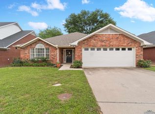 8 Estates Ct, Longview, TX 75605