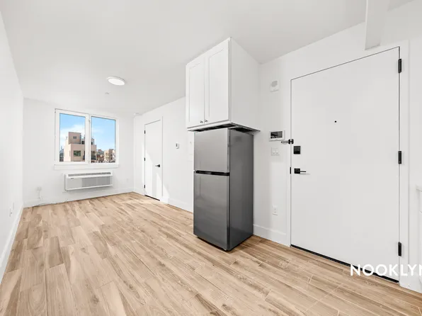 217 West 123rd Street 3B image 3 of 13