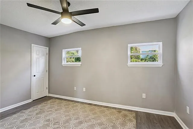 3 bed, 1192 sqft, $2,000 — Photo 4