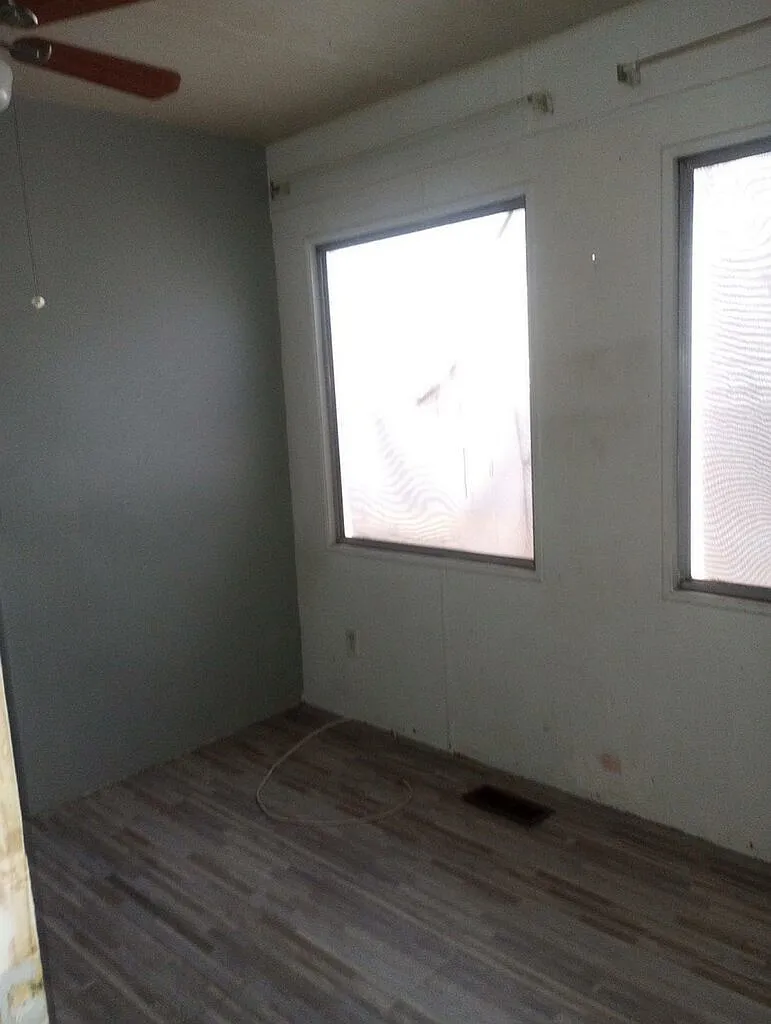 6601 S 22nd Way — Photo 3