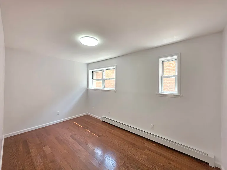 1418 Bath Ave #2-F — Photo 6