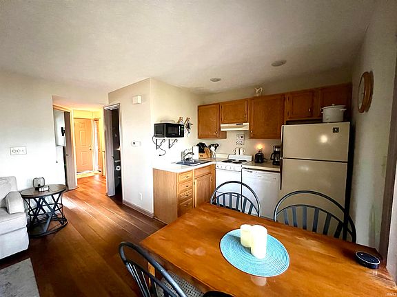 2nd image of 9217 S Pointe Retreat Dr #29