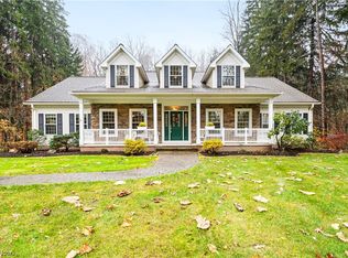 2584 Dodd Rd, Willoughby Hills, OH 44094