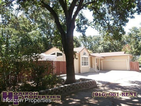 2nd image of 4136 Palm Ave