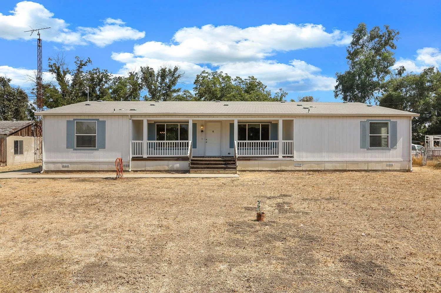 342 N Patton Ave photo 1