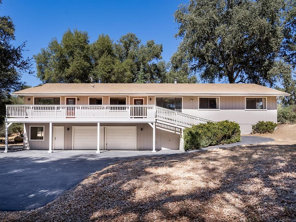 1st image of 45453 N Oakview Dr