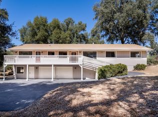 45453 N Oakview Dr, Oakhurst, CA 93644