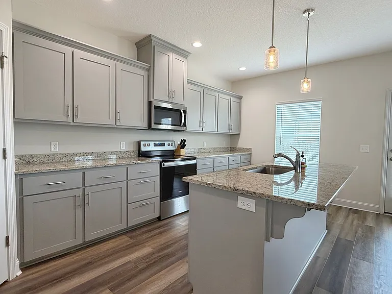 929 Abode Ave — Photo 8