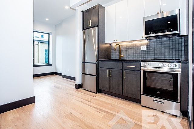 1st image of 112 16th St #2R1