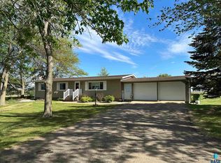 43863 280th St, Freeman, SD 57029