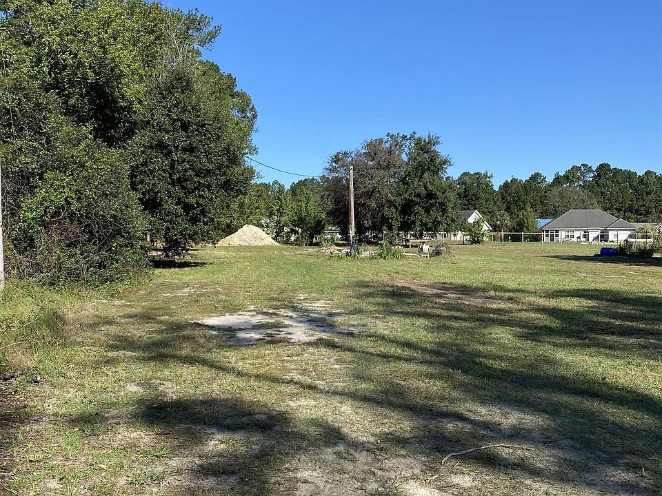 2nd image of 7049 Lanes Dr
