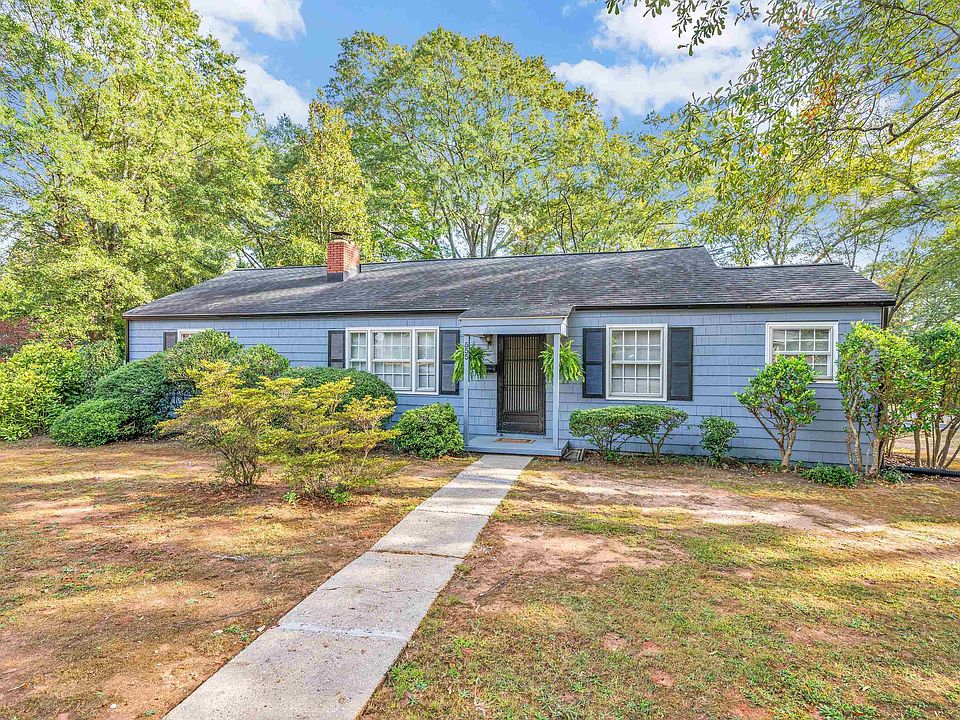 1st image of 555 Lucerne Dr