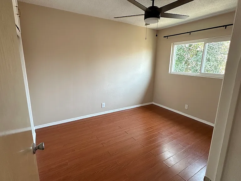 6146 Palm Ave #B — Photo 8