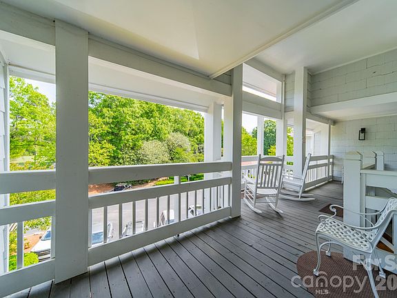 4th image of 17919 Kings Point Dr APT C