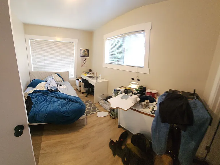 550-554 556 Foothill Blvd — Photo 10