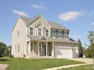 203 Bolton Ct, Oswego, IL