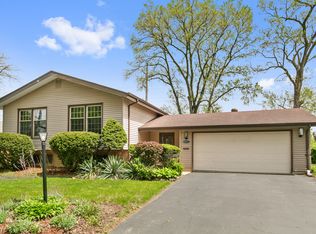 18815 Kings Rd, Homewood, IL 60430