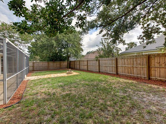 5th image of 12479 Hatton Chase Ln E