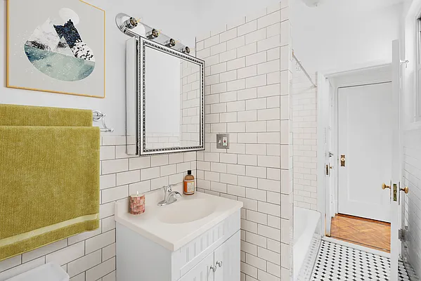 Rented by Corcoran | media 6