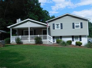 135 Pine Ridge Trl, Pinnacle, NC 27043