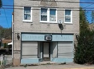 547 Pittsburgh St, Springdale, PA 15144