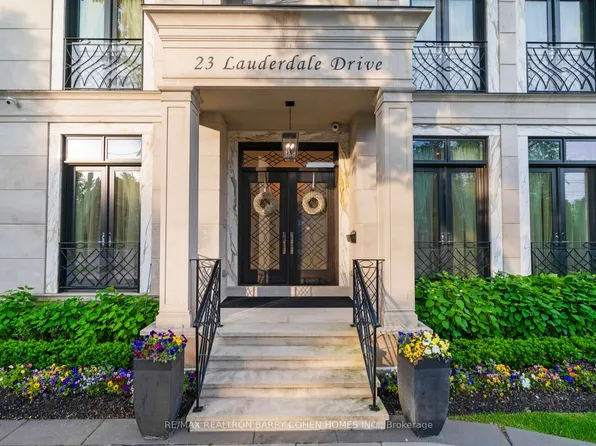 23 Lauderdale Dr, Toronto, ON M2L 2A8