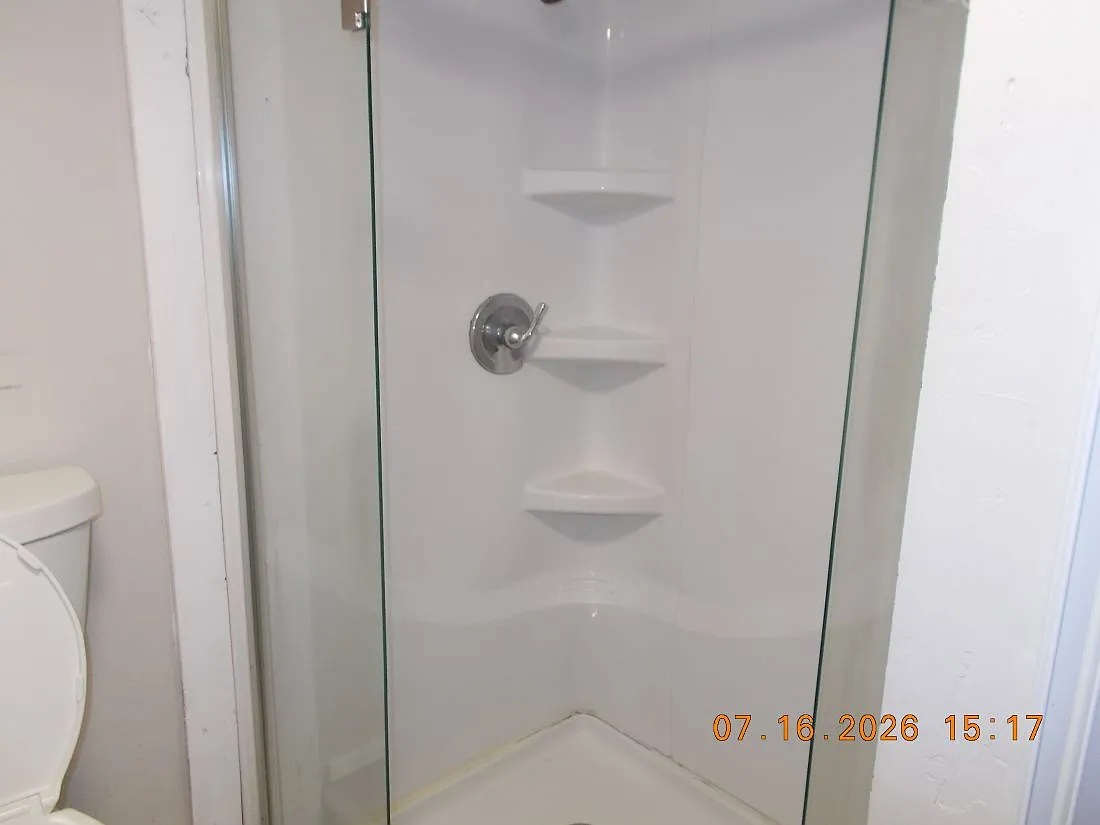 1 bed, 200 sqft, $1,350 — Photo 3