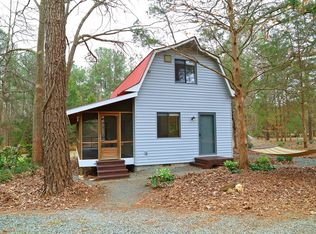 1811 Genesis Rd, Chapel Hill, NC 27516