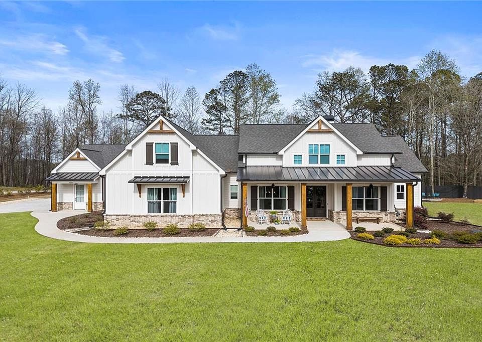 1st image of 4643 Waters Rd